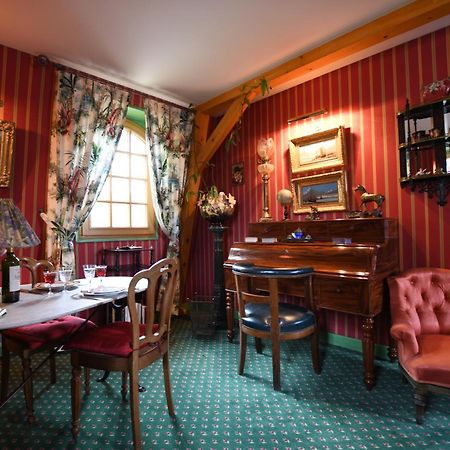 Le Val Clos, Appartement Dans Une Maison De Maitre 19E Tanlay Екстериор снимка