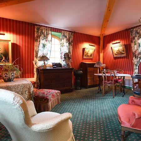 Le Val Clos, Appartement Dans Une Maison De Maitre 19E Tanlay Екстериор снимка