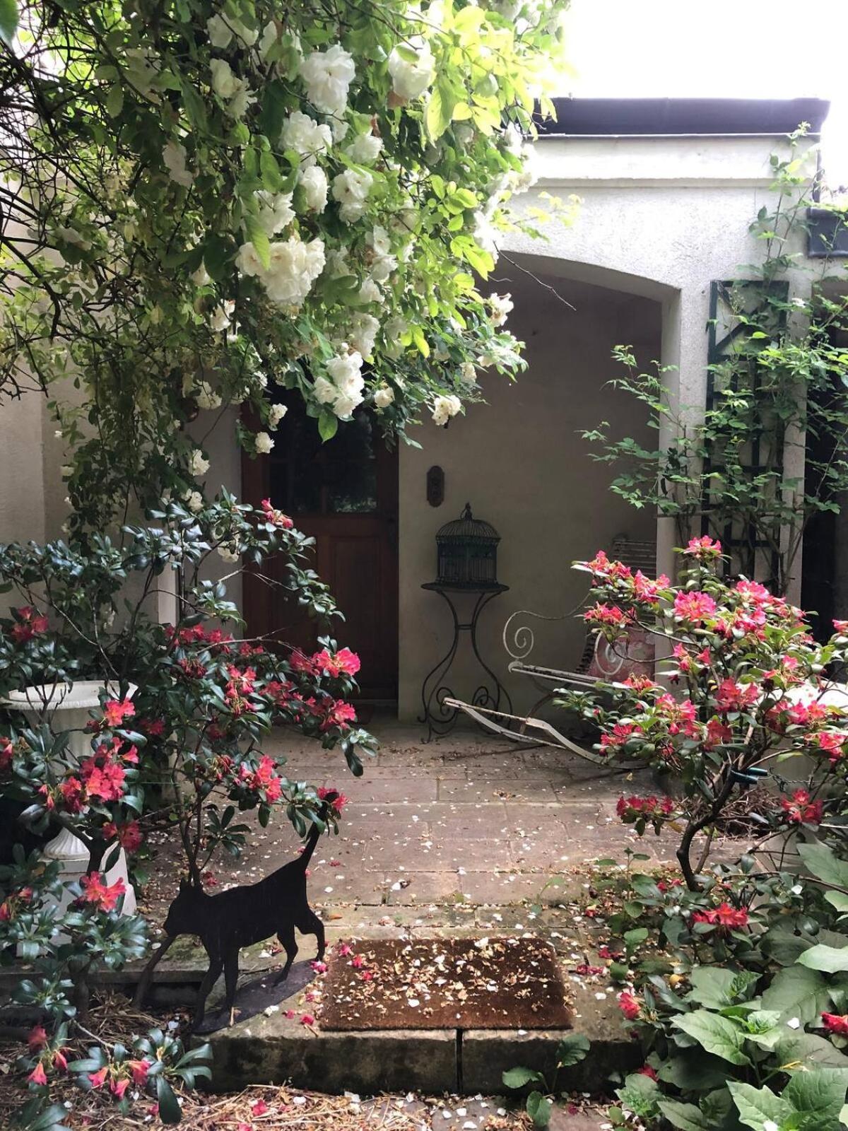 Le Val Clos, Appartement Dans Une Maison De Maitre 19E Tanlay Екстериор снимка